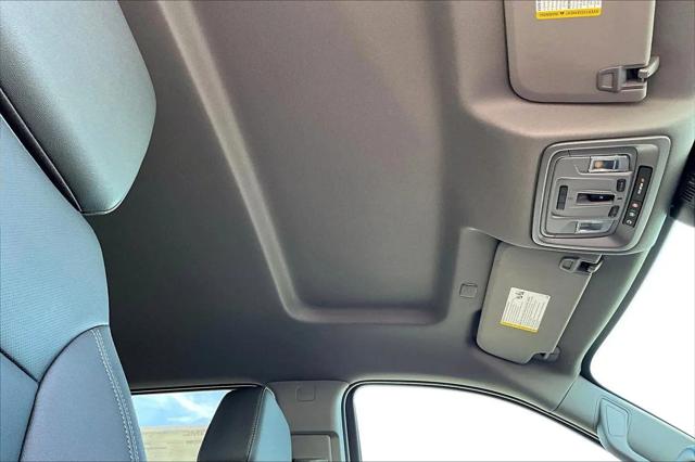 2026 GMC Sierra 2500HD Crew Cab, Standard Bed, SLT, 4WD