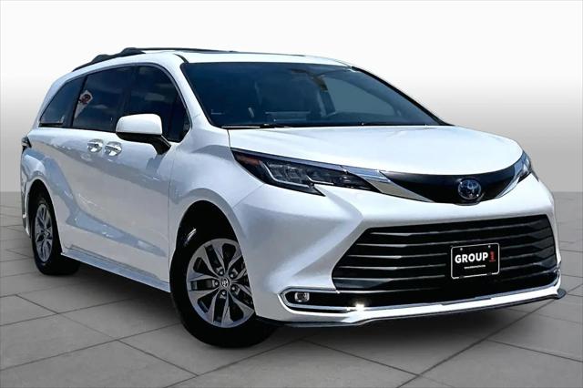 2022 Toyota Sienna XLE