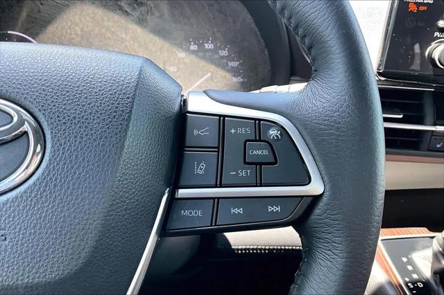 2022 Toyota Sienna XLE