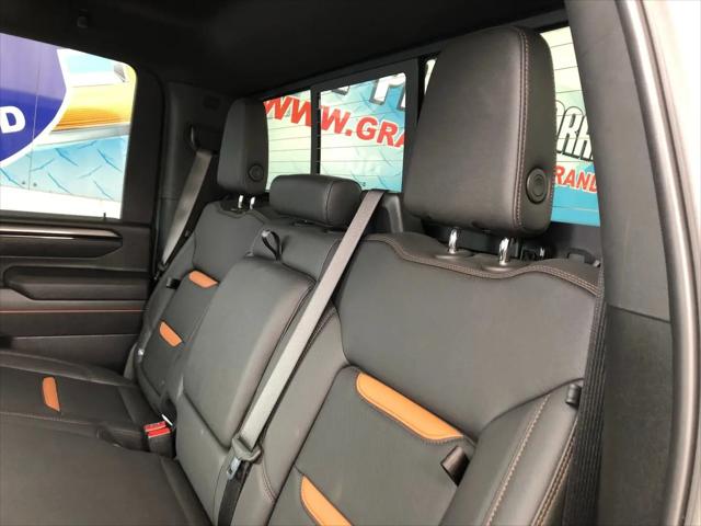 2025 GMC Sierra 3500HD 4WD Crew Cab Standard Bed AT4