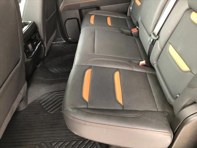 2025 GMC Sierra 3500HD 4WD Crew Cab Standard Bed AT4