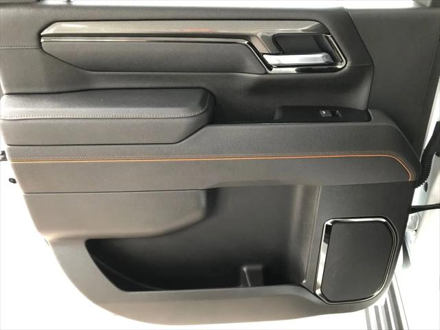 2025 GMC Sierra 3500HD 4WD Crew Cab Standard Bed AT4