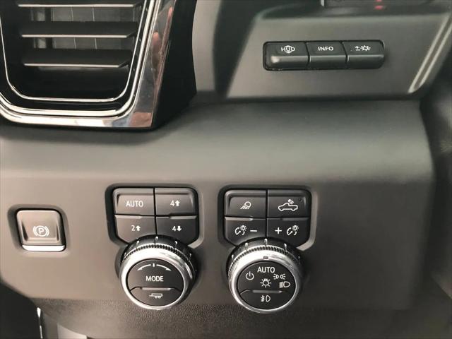 2025 GMC Sierra 3500HD 4WD Crew Cab Standard Bed AT4