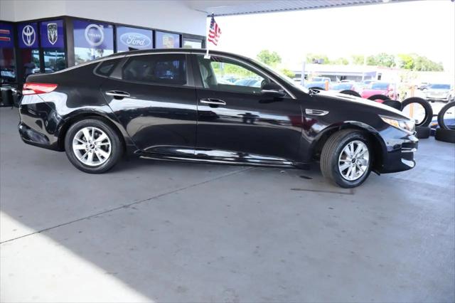 2018 Kia Optima LX