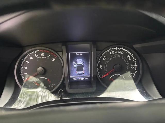 2022 Toyota Tacoma SR