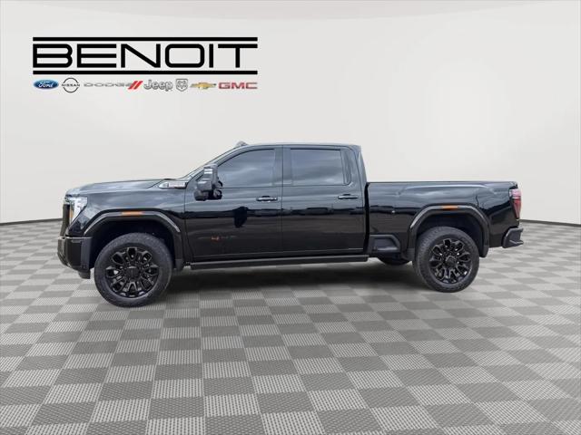 2026 GMC Sierra 2500HD Crew Cab, Standard Bed, AT4, 4WD