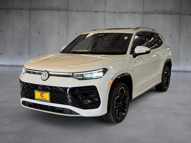 2026 Volkswagen Tiguan SEL R-Line Turbo for sale in Bakersfield, CA