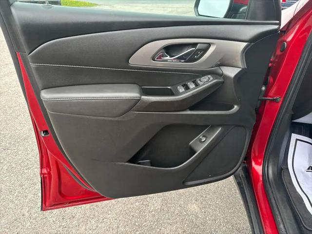 2023 Chevrolet Traverse AWD LT Cloth