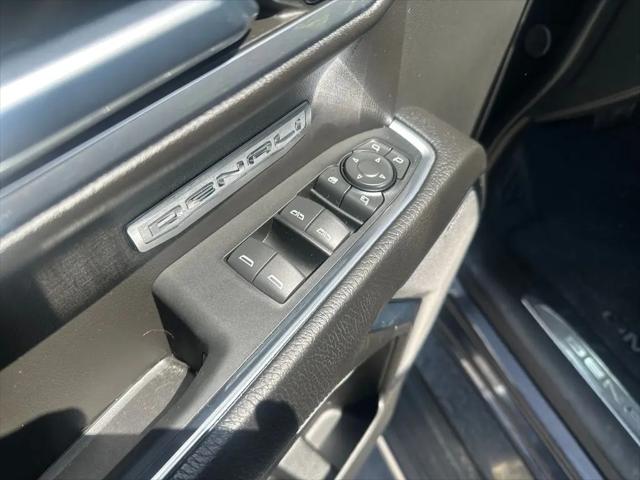 2024 GMC Sierra 1500 4WD Crew Cab Short Box Denali