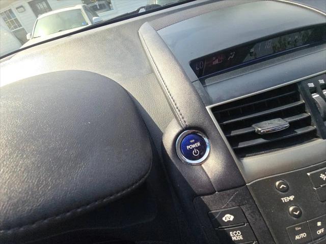 2010 Lexus HS 250h Premium
