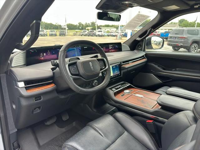 2025 Lincoln Navigator Black Label