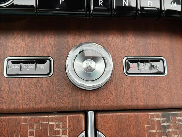 2025 Lincoln Navigator Black Label