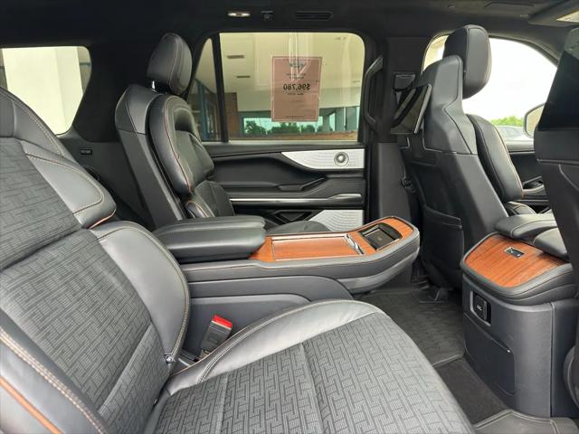 2025 Lincoln Navigator Black Label