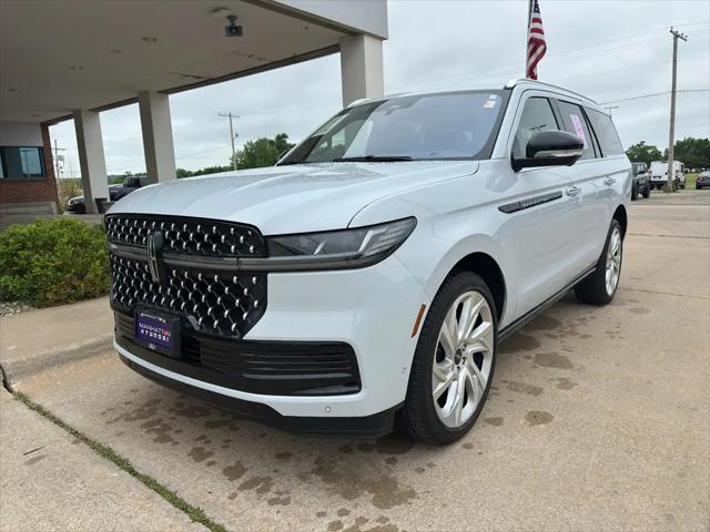 2025 Lincoln Navigator Black Label