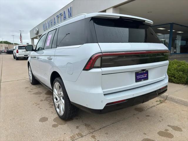 2025 Lincoln Navigator Black Label