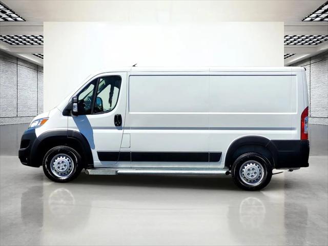 2025 Ram ProMaster 2500 Cargo Van Tradesman Low Roof 136" WB w/Pass Seat