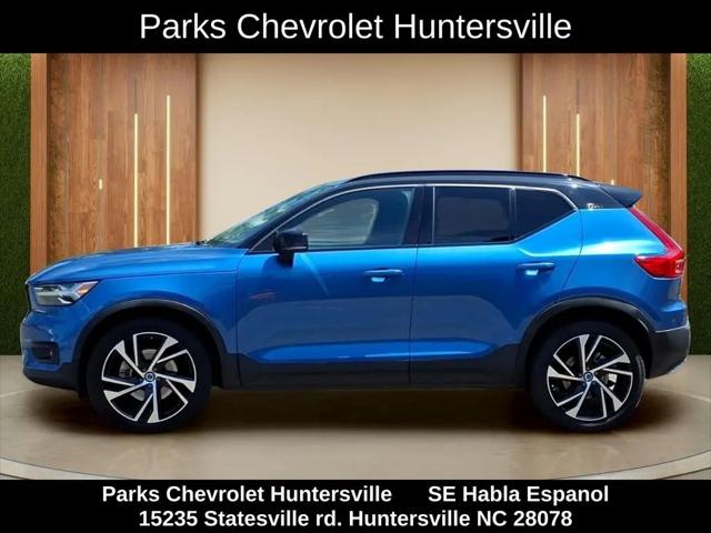 2019 Volvo XC40 T5 R-Design