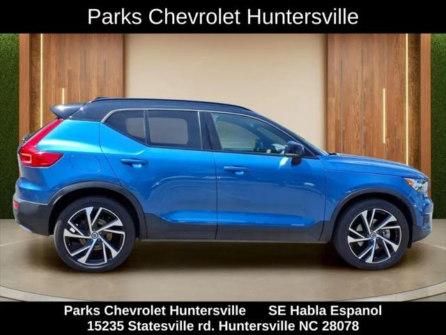2019 Volvo XC40 T5 R-Design