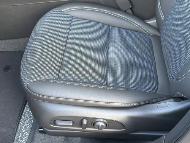 2026 Buick NV Preferred FWD