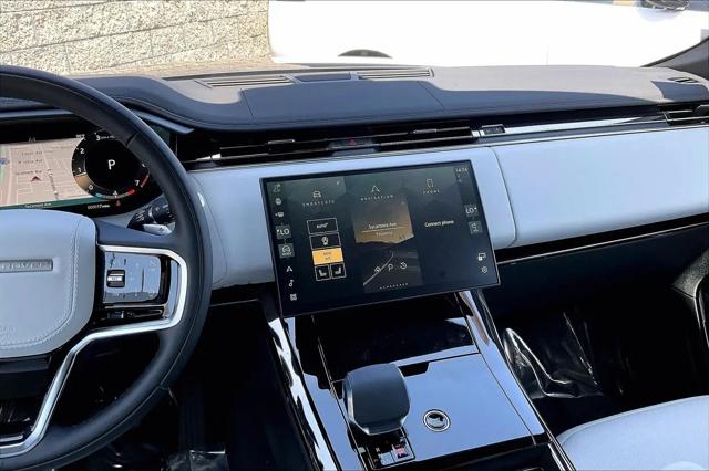 2026 Land Rover Range Rover Sport P360 SE