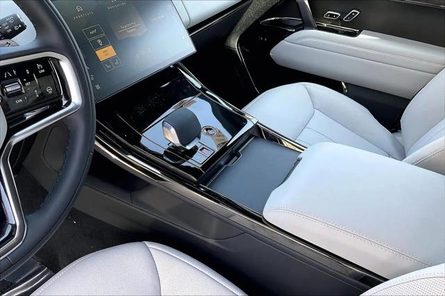 2026 Land Rover Range Rover Sport P360 SE