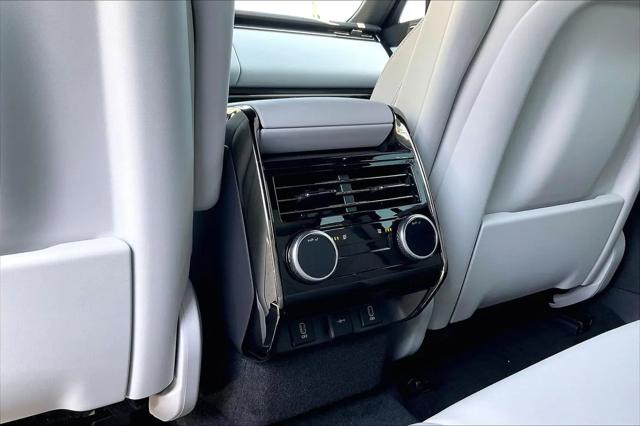 2026 Land Rover Range Rover Sport P360 SE