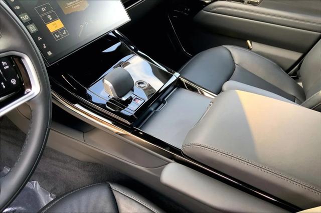 2026 Land Rover Range Rover Sport P360 SE