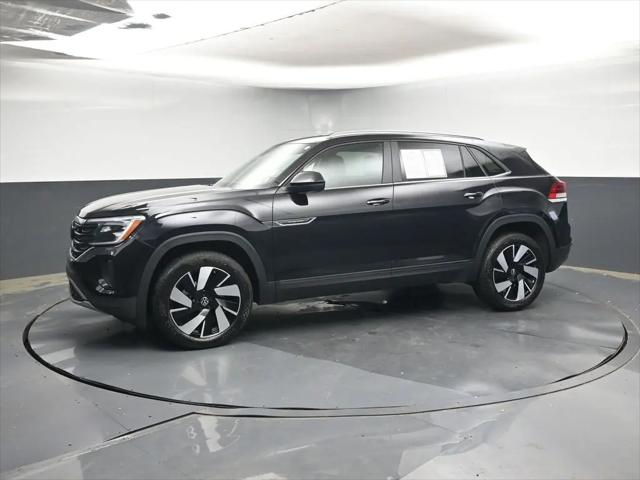 2026 Volkswagen Atlas Cross Sport SE with Technology