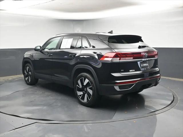 2026 Volkswagen Atlas Cross Sport SE with Technology