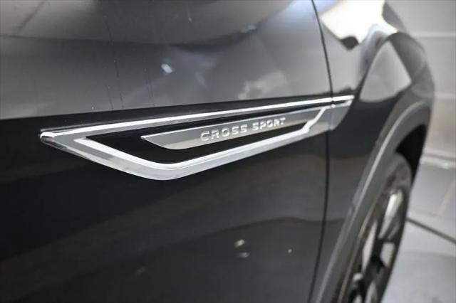2026 Volkswagen Atlas Cross Sport SE with Technology