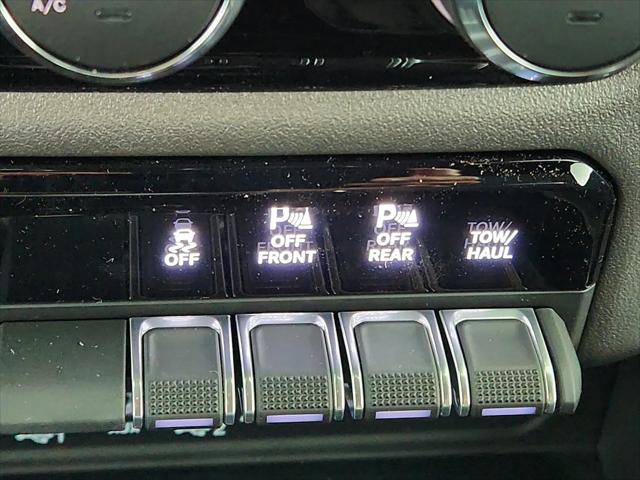 2026 Ram 1500 Express Crew Cab 4x4 57 Box