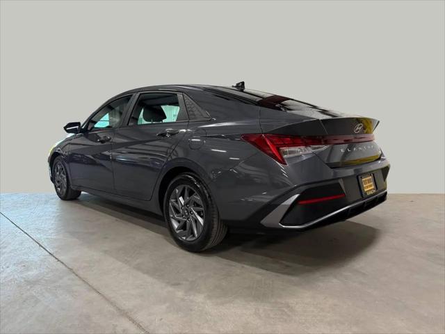2024 Hyundai Elantra Hybrid Blue
