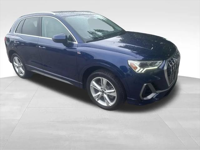 2023 Audi Q3 Premium 45 TFSI S line quattro Tiptronic