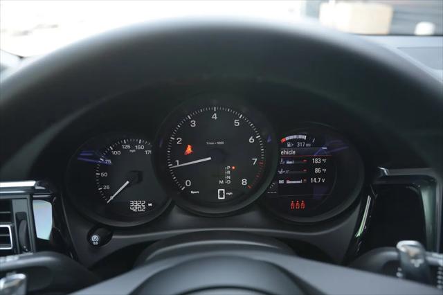2026 Porsche Macan Macan
