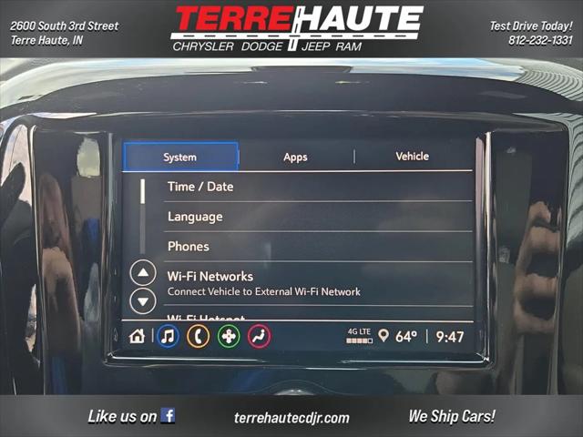 2023 Chevrolet Traverse FWD LS