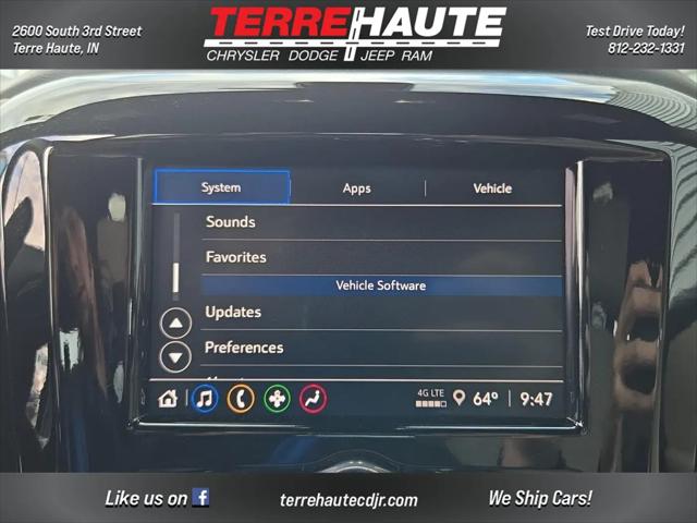 2023 Chevrolet Traverse FWD LS