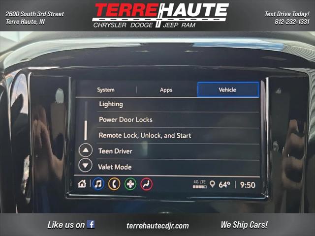 2023 Chevrolet Traverse FWD LS