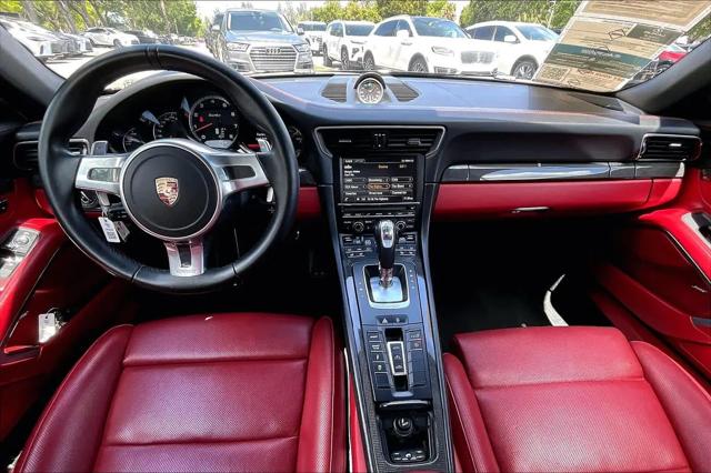 2015 Porsche 911 Turbo