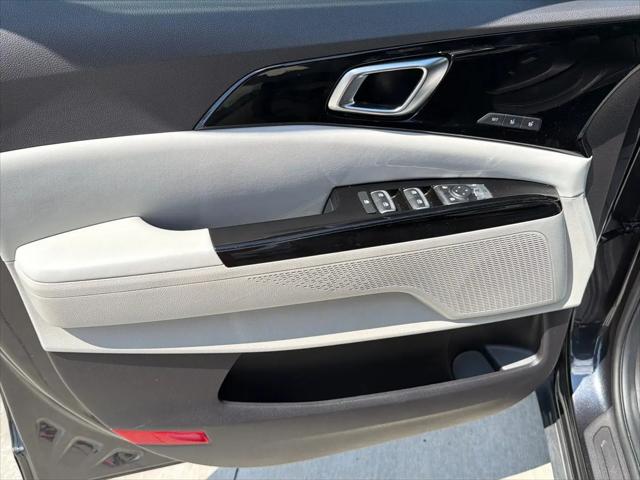 2022 Kia Carnival MPV SX