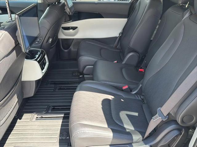 2022 Kia Carnival MPV SX