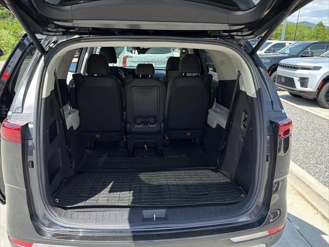 2022 Kia Carnival MPV SX
