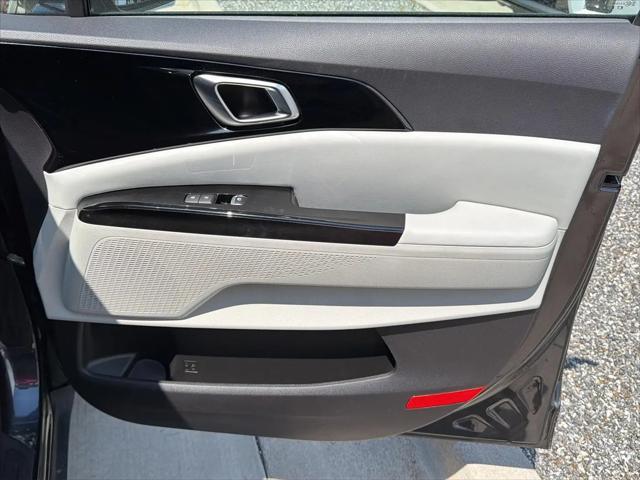 2022 Kia Carnival MPV SX