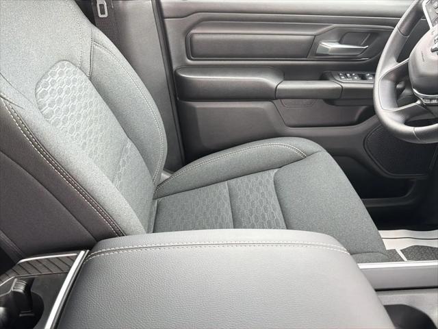 2026 Ram 1500 Express Crew Cab 4x4 57 Box