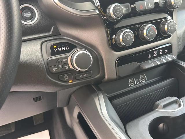 2026 Ram 1500 Express Crew Cab 4x4 57 Box