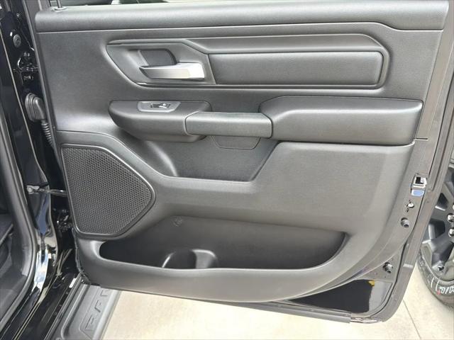 2026 Ram 1500 Express Crew Cab 4x4 57 Box