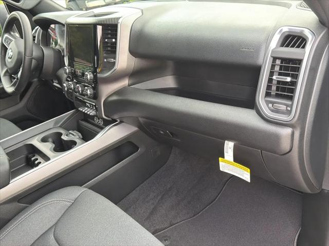 2026 Ram 1500 Express Crew Cab 4x4 57 Box