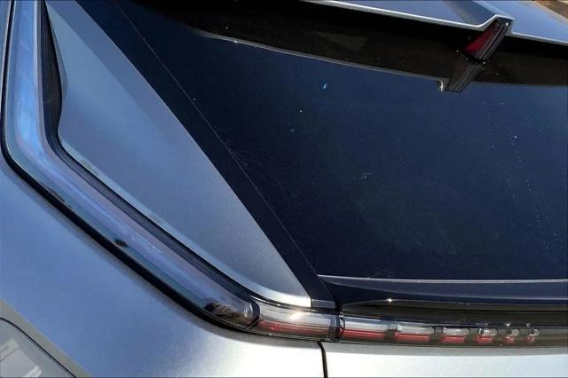 2025 Cadillac iQ Luxury 1 RWD