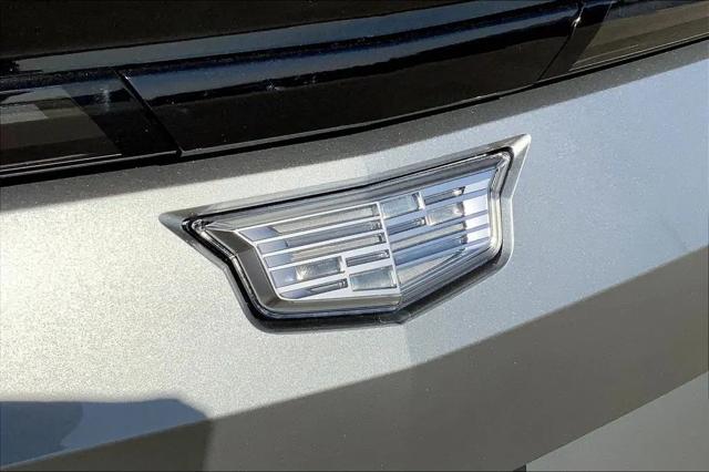 2025 Cadillac iQ Luxury 1 RWD