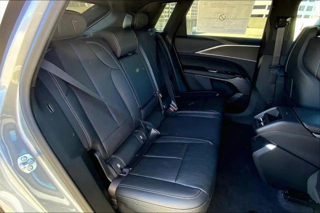 2025 Cadillac iQ Luxury 1 RWD