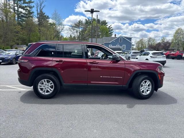 2024 Jeep Grand Cherokee Laredo 4x4